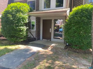 7 Padanaram Road J245, Danbury, CT 06811