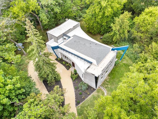 21846 N Hickory Hill Drive, Kildeer, IL 60047