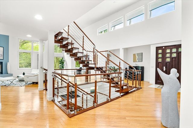 21846 N Hickory Hill Drive, Kildeer, IL 60047