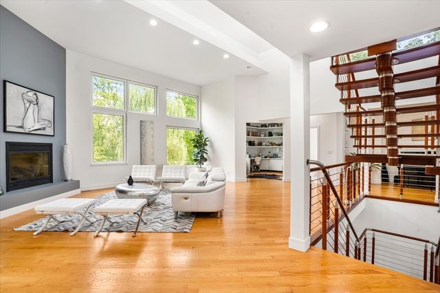 21846 N Hickory Hill Drive, Kildeer, IL 60047