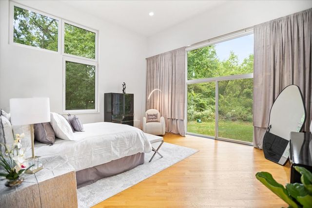 21846 N Hickory Hill Drive, Kildeer, IL 60047