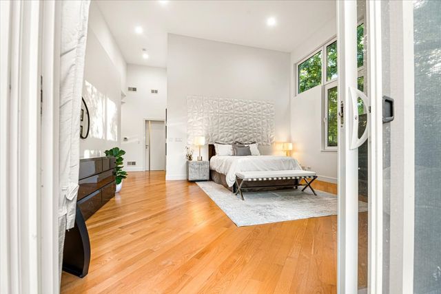 21846 N Hickory Hill Drive, Kildeer, IL 60047