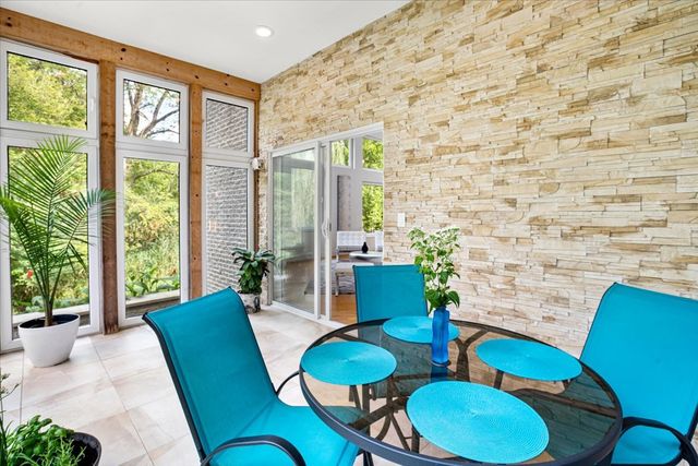 21846 N Hickory Hill Drive, Kildeer, IL 60047