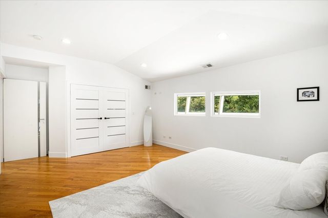 21846 N Hickory Hill Drive, Kildeer, IL 60047