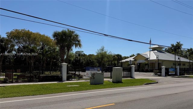 4910 NW 15th Ct, Lauderhill, FL 33313