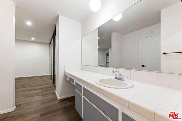 360 S Euclid Avenue 219, Pasadena, CA 91101