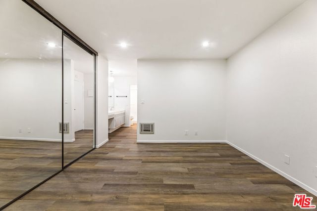 360 S Euclid Avenue 219, Pasadena, CA 91101