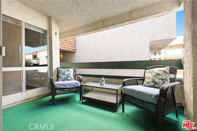 360 S Euclid Avenue 219, Pasadena, CA 91101