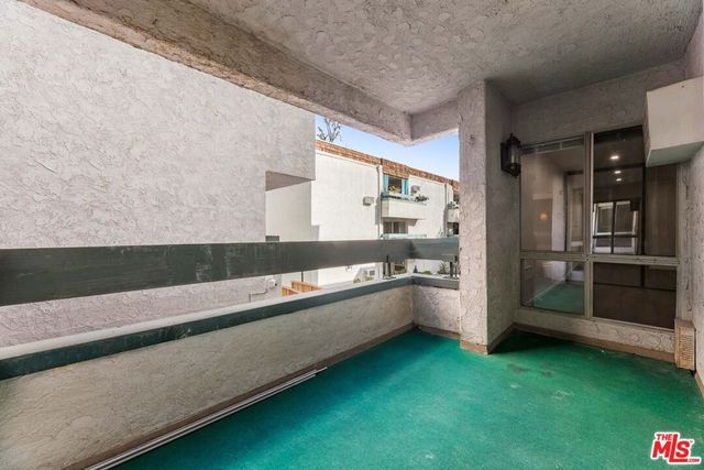 360 S Euclid Avenue 219, Pasadena, CA 91101