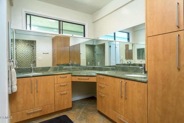 5165 Ocean View Boulevard, La Canada Flintridge, CA 91011