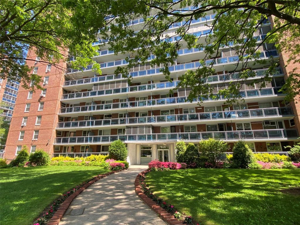 98-05 63rd Road 15D, Rego Park, NY 11374