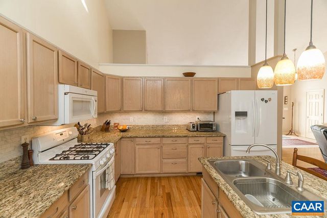 9165 TOTIER CREEK RD, Scottsville, VA 24590