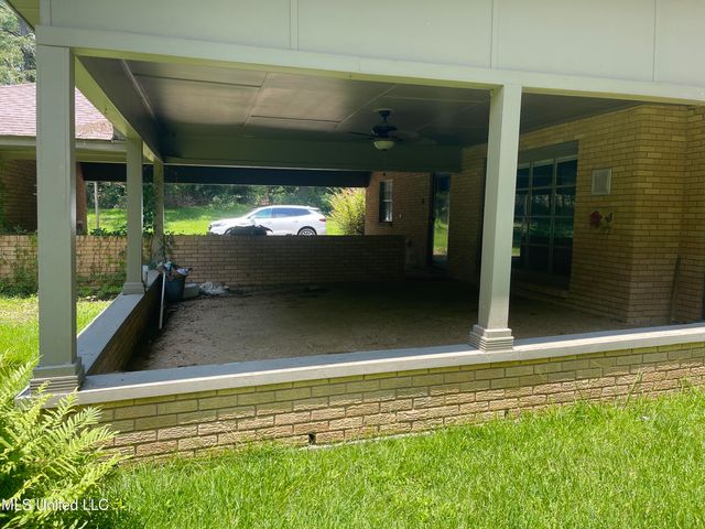 305 Linda Dr Drive, Clinton, MS 39056