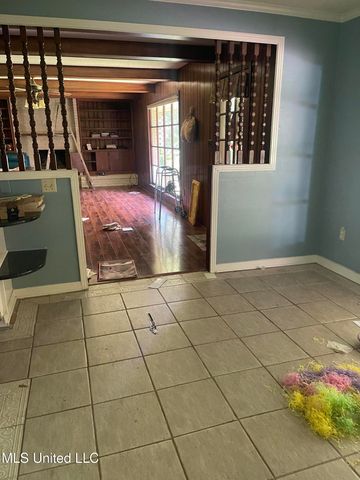 305 Linda Dr Drive, Clinton, MS 39056
