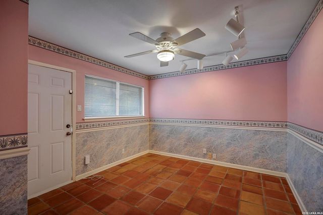 602 Moorside, Windcrest, TX 78239