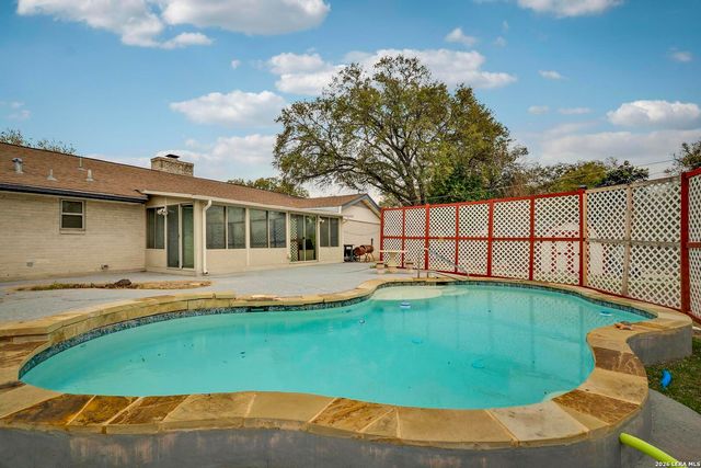 602 Moorside, Windcrest, TX 78239