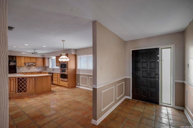 602 Moorside, Windcrest, TX 78239