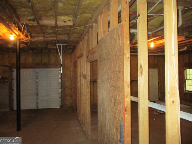 105 Berry Court, Mcdonough, GA 30252