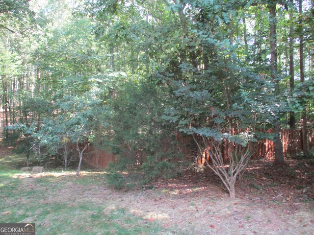 105 Berry Court, Mcdonough, GA 30252