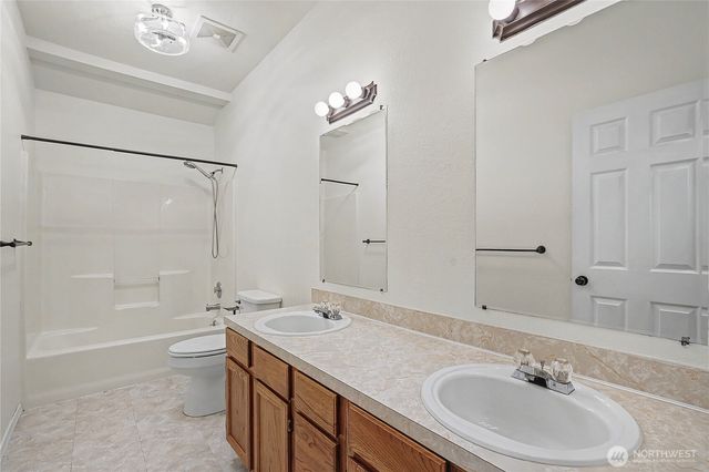 7239 Long Lake Road SE, Port Orchard, WA 98367