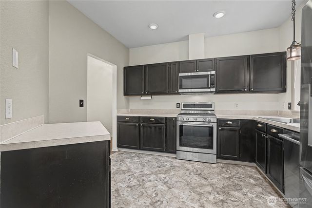 7239 Long Lake Road SE, Port Orchard, WA 98367