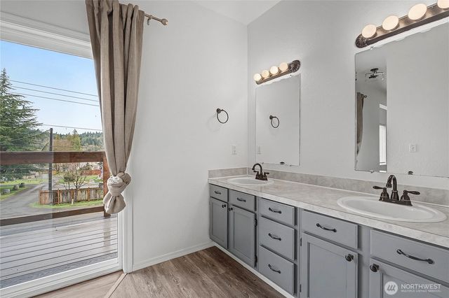 7239 Long Lake Road SE, Port Orchard, WA 98367