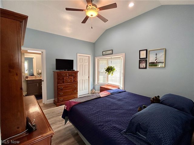 213 Oneal Street, Belpre, OH 45714
