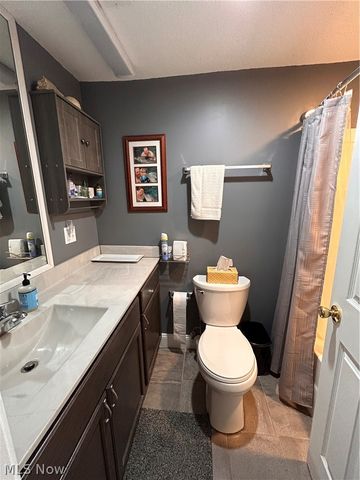 213 Oneal Street, Belpre, OH 45714
