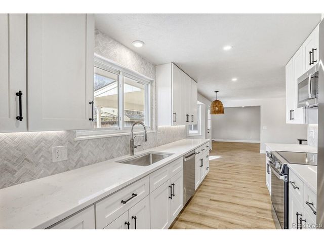 7037 S Newland St, Littleton, CO 80128