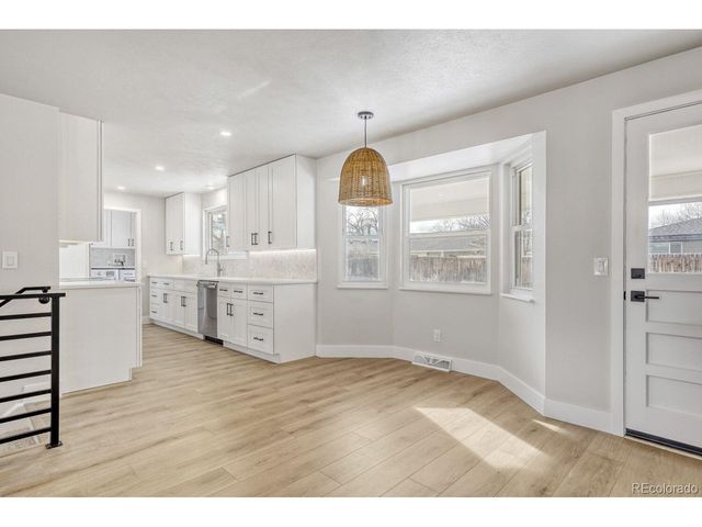 7037 S Newland St, Littleton, CO 80128