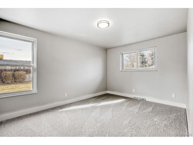 7037 S Newland St, Littleton, CO 80128