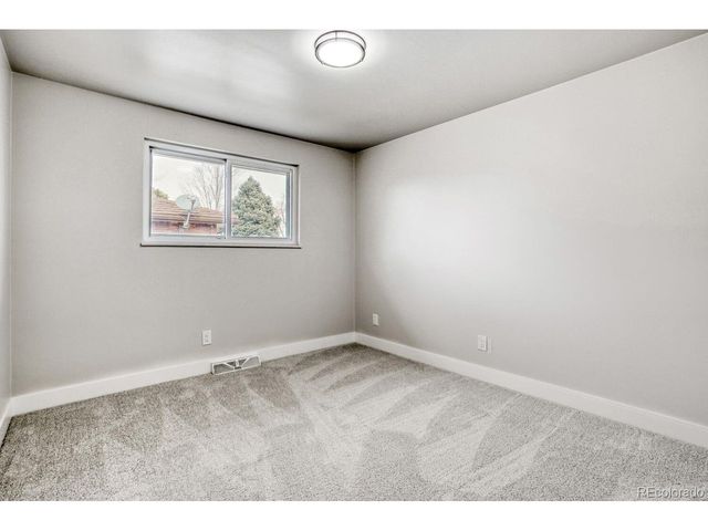 7037 S Newland St, Littleton, CO 80128