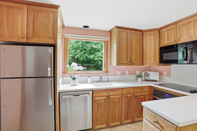 2 Winter St, Acton, MA 01720