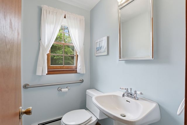 2 Winter St, Acton, MA 01720