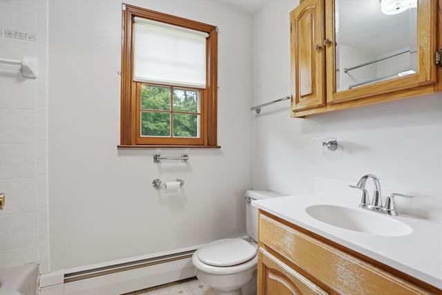 2 Winter St, Acton, MA 01720