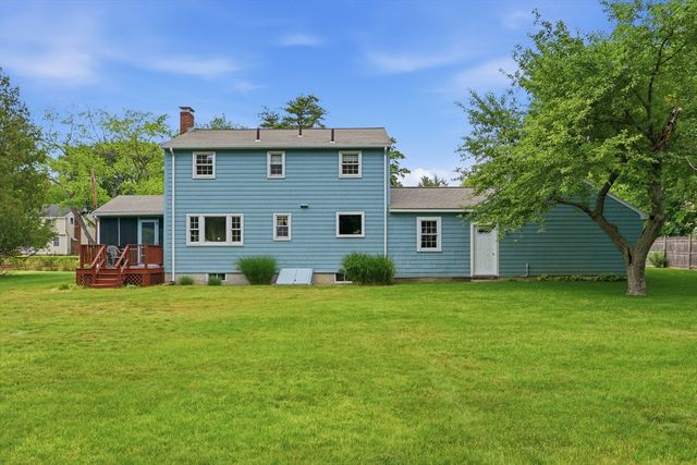 2 Winter St, Acton, MA 01720
