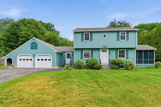 2 Winter St, Acton, MA 01720