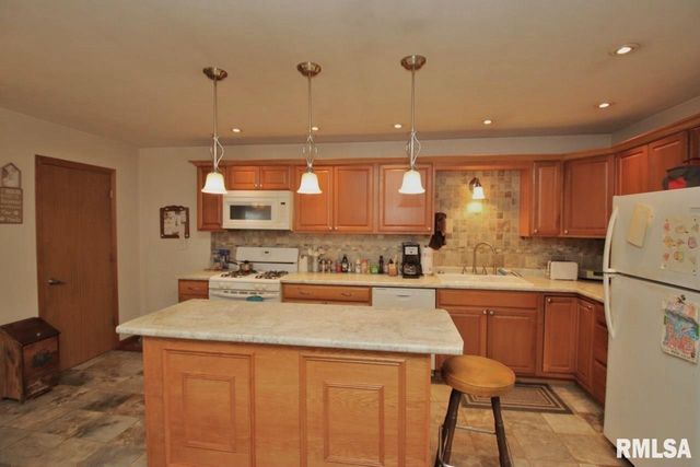 1314 VEERMAN Street, Pekin, IL 61554