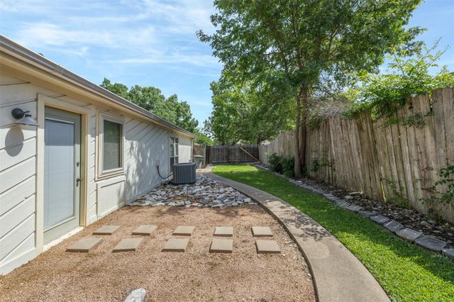 8706 Greenleaf Drive, College Station, TX 77845