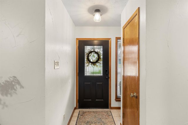 8706 Greenleaf Drive, College Station, TX 77845