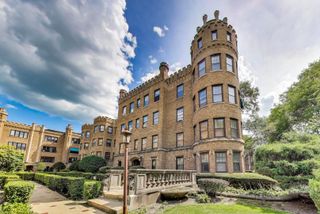 2426 W Greenleaf Avenue 1, Chicago, IL 60645