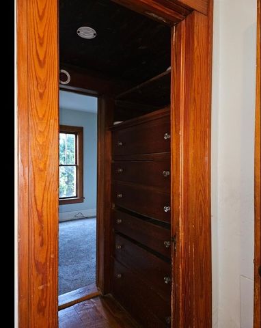 403 Pennsylvania Avenue, Dowagiac, MI 49047