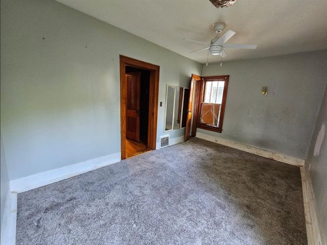 403 Pennsylvania Avenue, Dowagiac, MI 49047