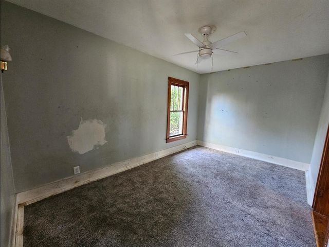 403 Pennsylvania Avenue, Dowagiac, MI 49047