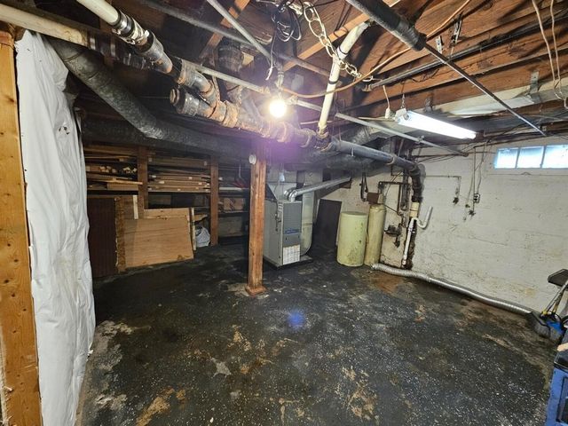403 Pennsylvania Avenue, Dowagiac, MI 49047