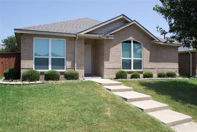 104 Cobblestone Drive, Wylie, TX 75098