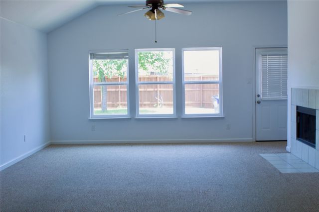 104 Cobblestone Drive, Wylie, TX 75098