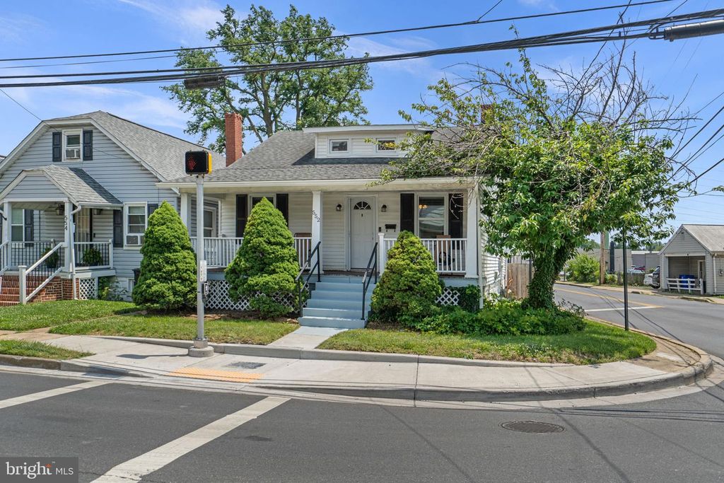 552 E CHURCH ST, Frederick, MD 21701