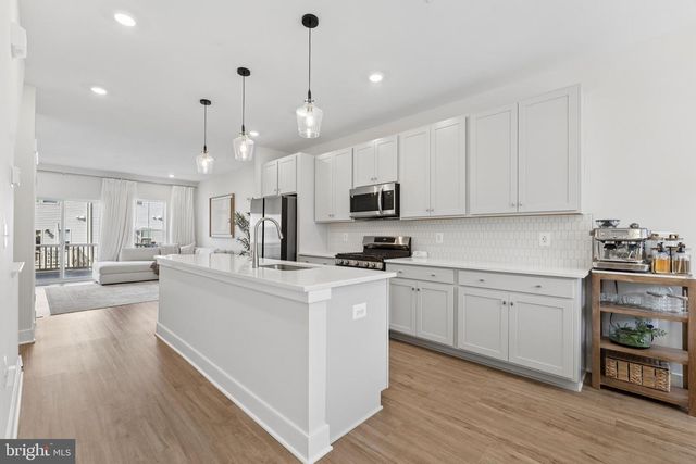 22906 TAWNY PINE, Ashburn, VA 20148
