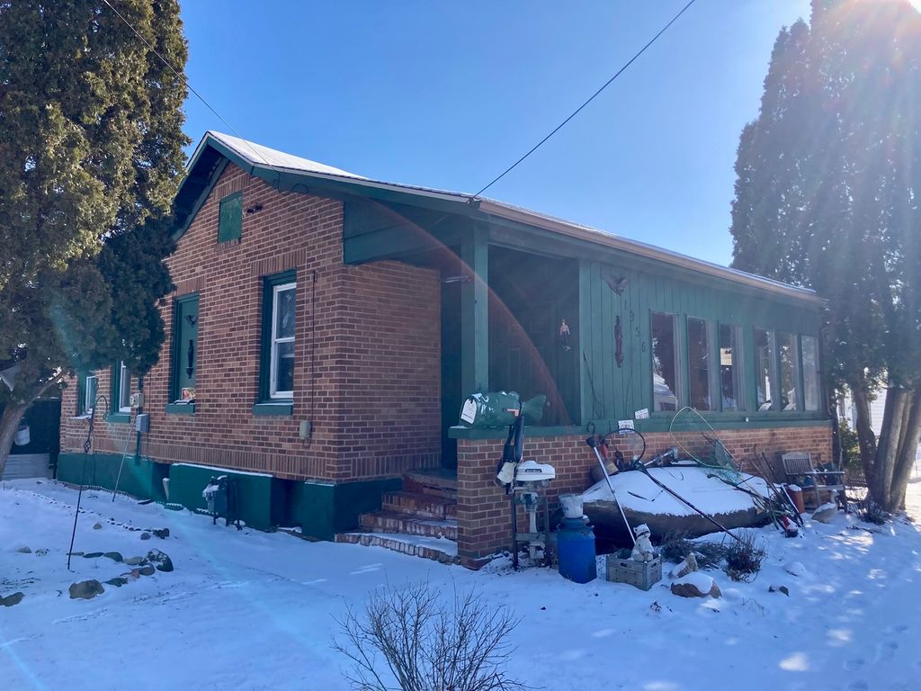 1956 La Salle Street, Ottawa, IL 61350